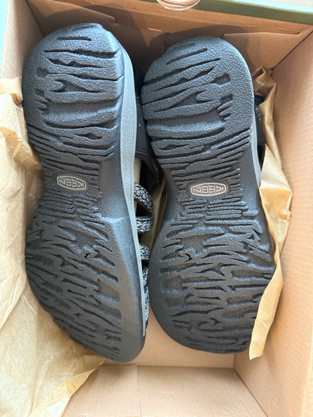 KEEN Women's Black and Gray Whisper Outdoor Sandals - Picture 3 of 5